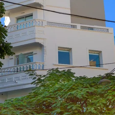 Edi Astoria דירה