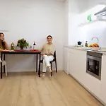 Edi Astoria דירה